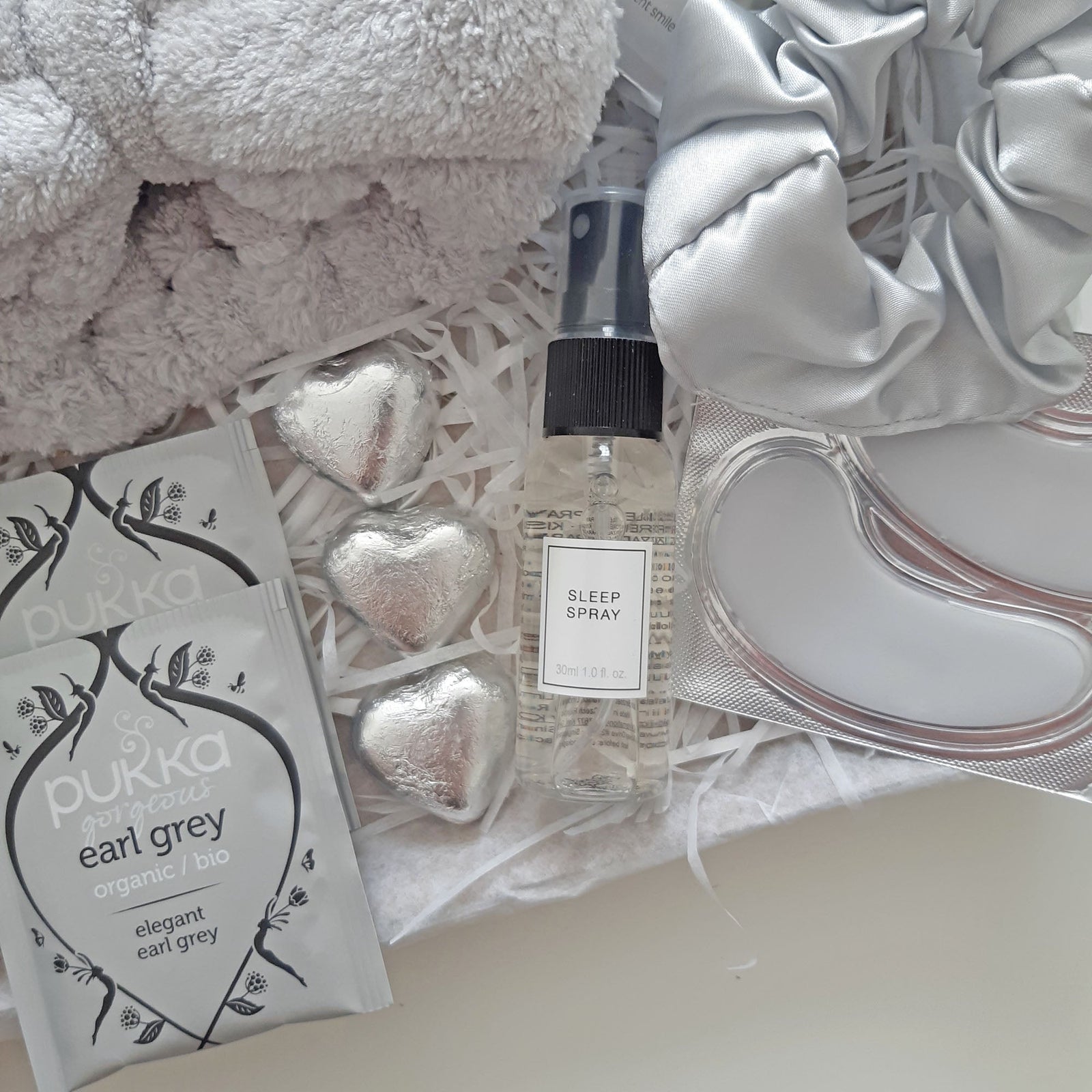 COSY SELF CARE | BEAUTY HAMPER FOR HER
