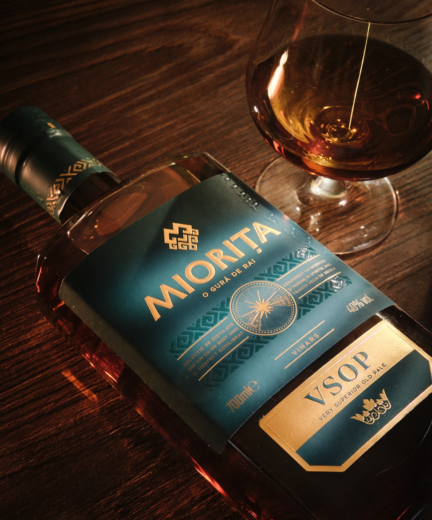 Miorita VSOP Brandy (Cognac / Coniac / Vinars) Aged 5 years with 2 branded glasses 700ml