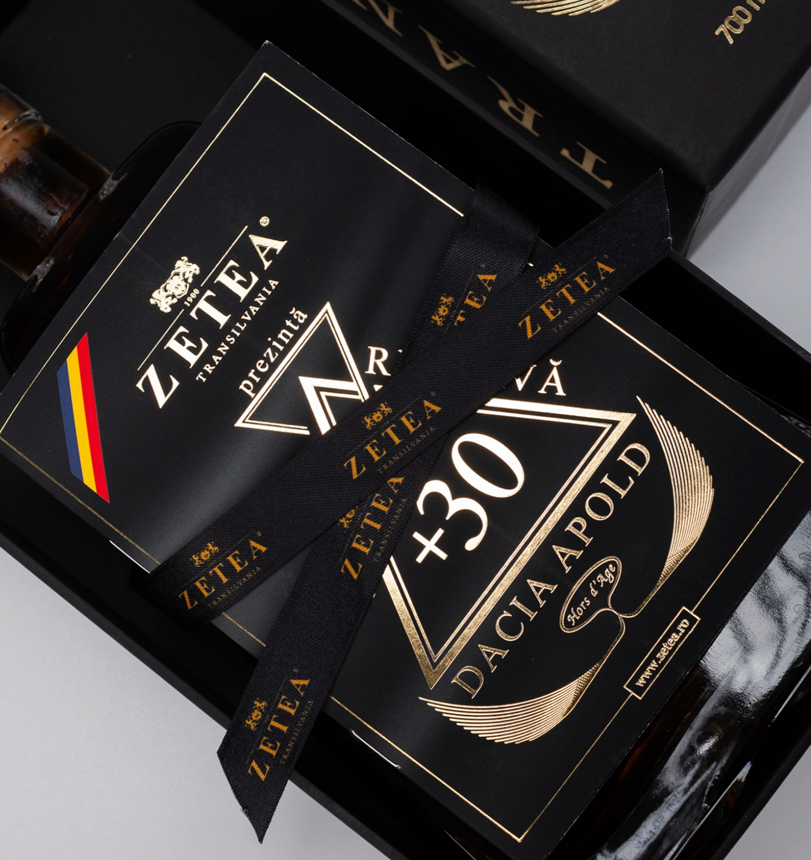 Zetea Ultima Rezerva (Last Reserve) Dacia Apold Hors D'Age Brandy (Cognac / Coniac / Vinars) 700ml