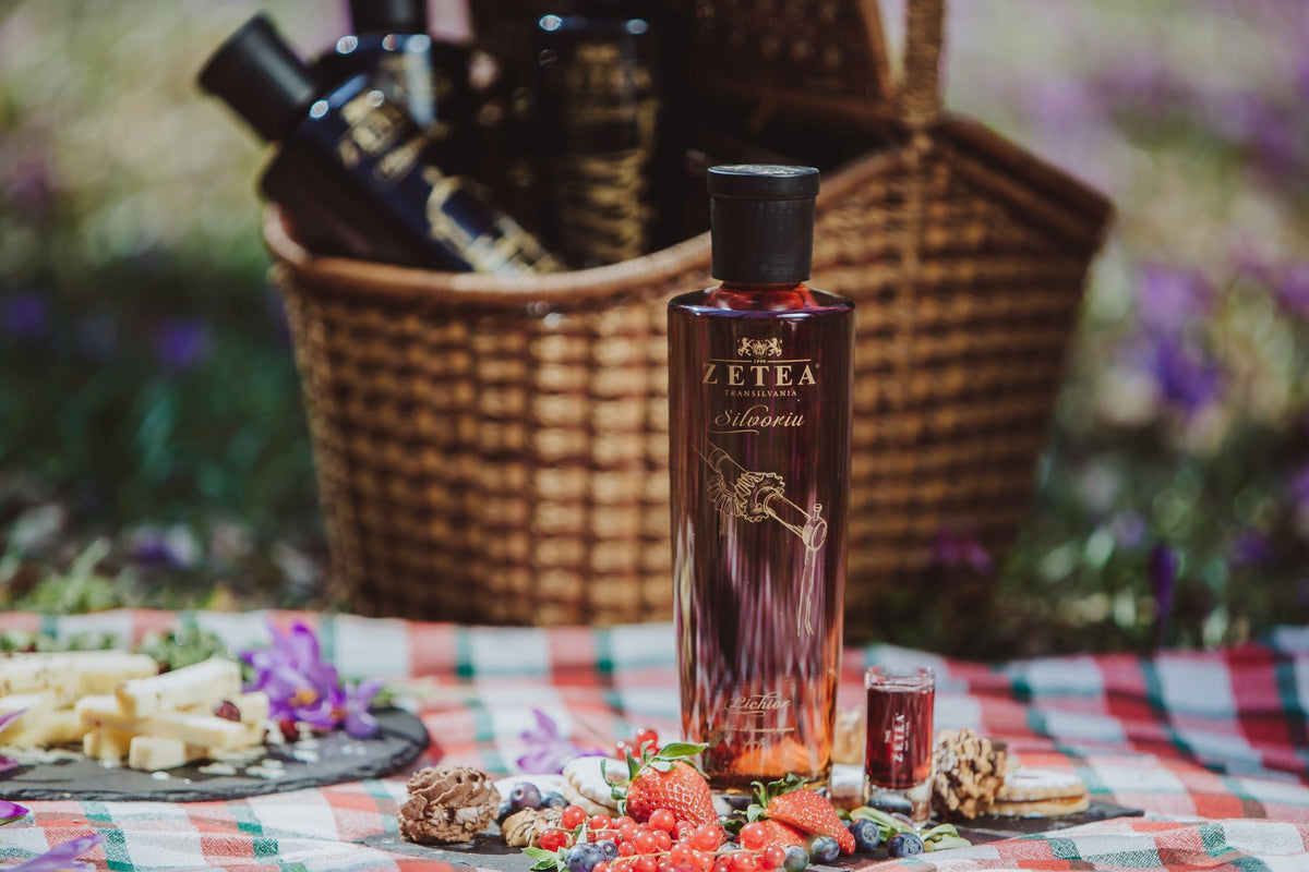 Zetea Plum Liqueur (Silvoriu Zetea / Lichior prune) 750ml